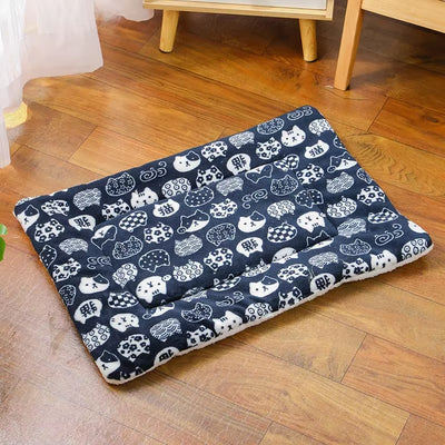 Thicken Cat/Dog Mat Breathable Flannel Cat Sleeping Mat Soft Dog Cushion for Small Dog/Cat Winter Warm Cat Blanket